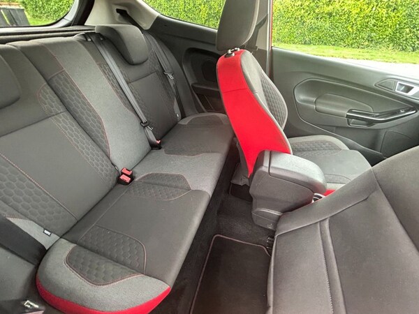 Used Ford Fiesta 2016 for sale - 75473565: Photo 31