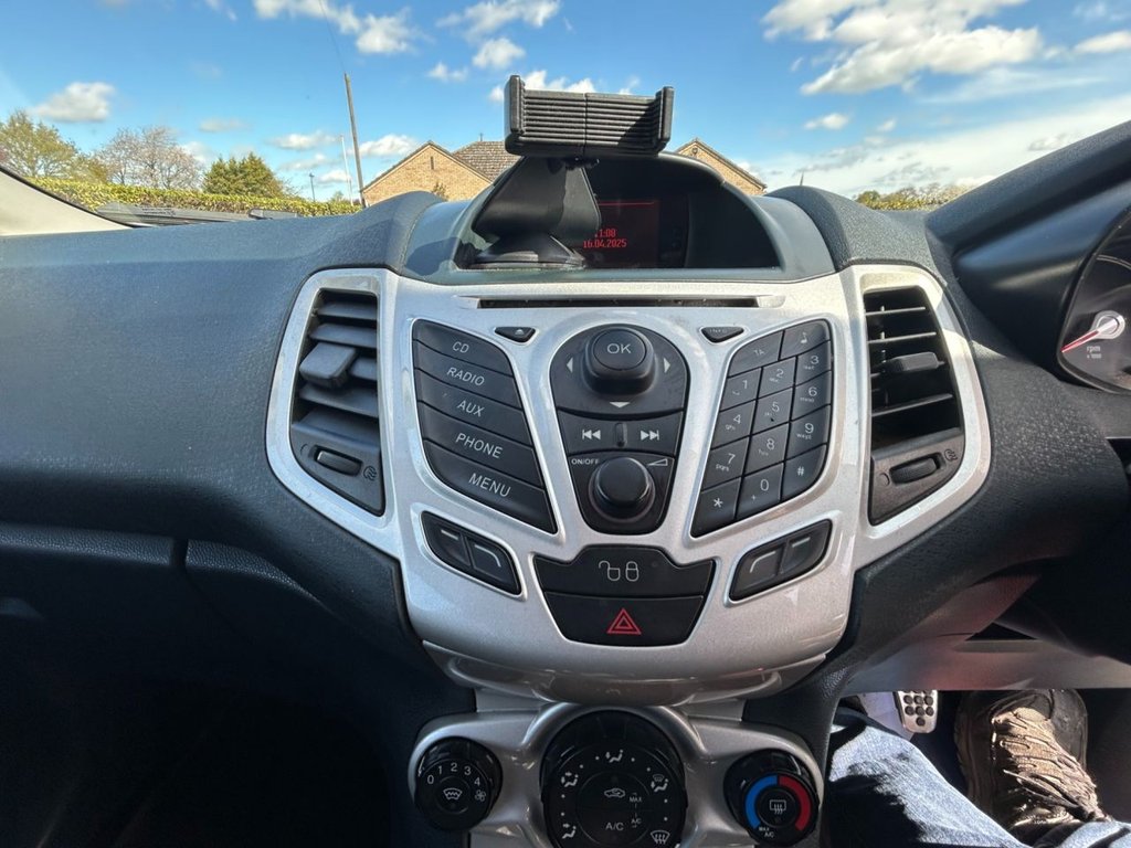 Used Ford Fiesta 2012 for sale - 77849743: Photo 31