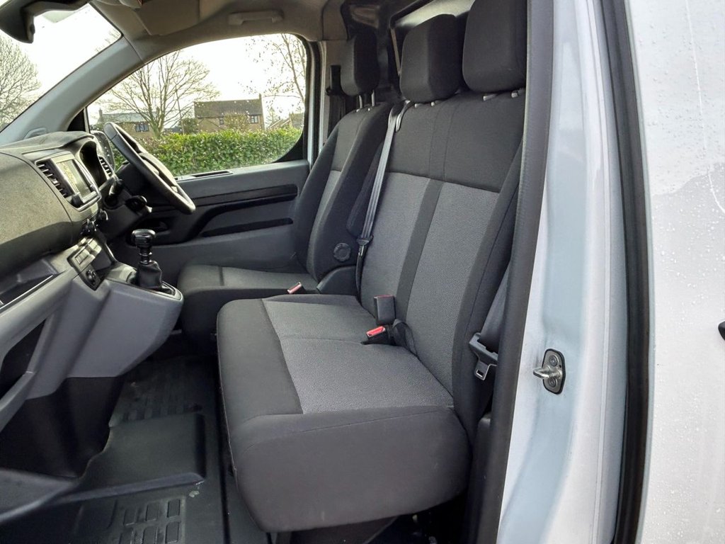 Used Vauxhall Vivaro 2022 for sale - 77499158: Photo 25
