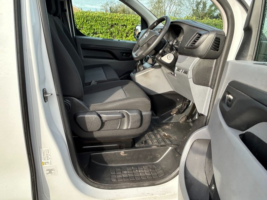 Used Vauxhall Vivaro 2022 for sale - 77499158: Photo 32