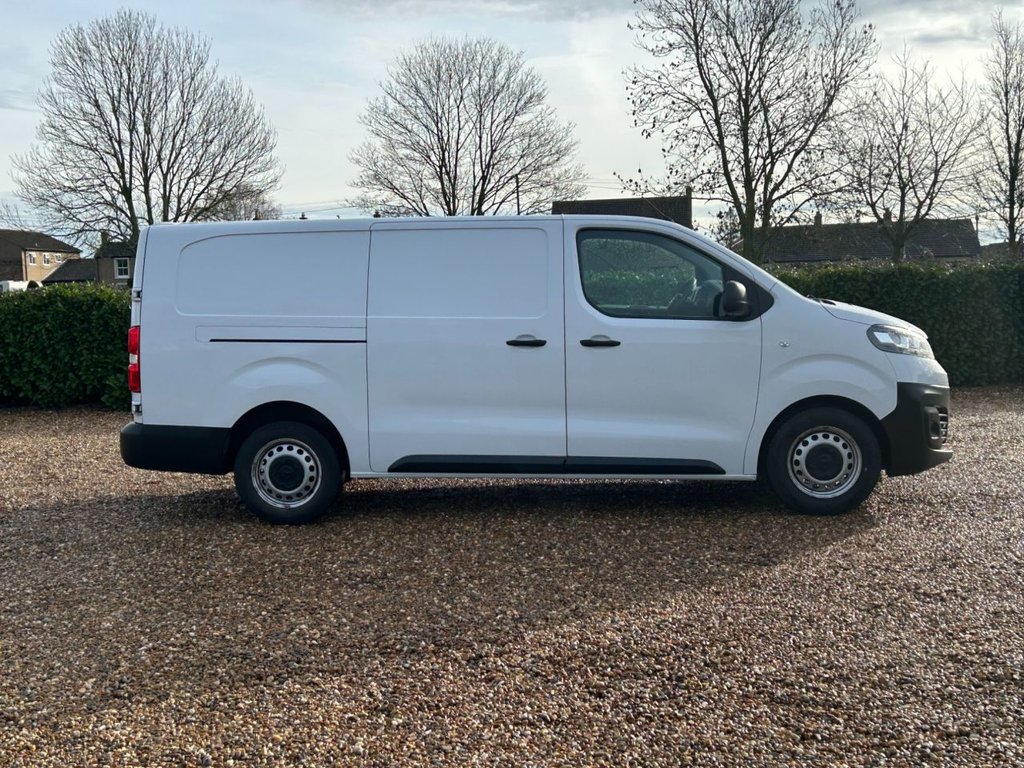 Used Vauxhall Vivaro 2022 for sale - 77499158: Photo 42