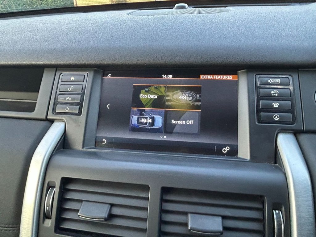 Used Land Rover Discovery Sport 2017 for sale - 76868210: Photo 34