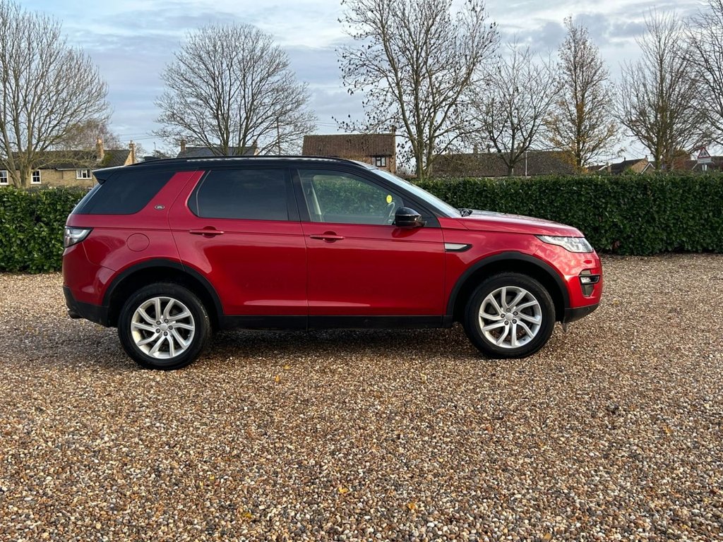 Used Land Rover Discovery Sport 2017 for sale - 76868210: Photo 38