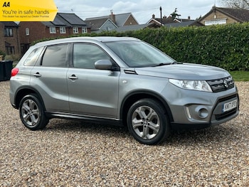 2017 (17) - 1.6 DDiS SZ-T 5dr