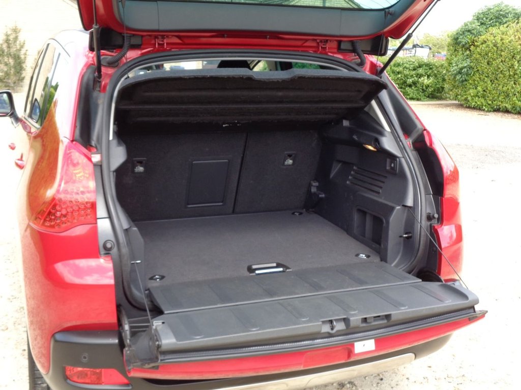 Used Peugeot 3008 2010 for sale - 76406254: Photo 12