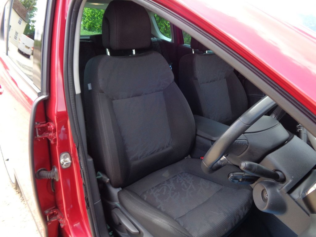 Used Peugeot 3008 2010 for sale - 76406254: Photo 18