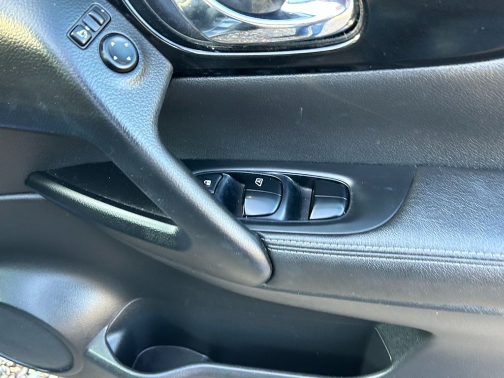 Used Nissan Qashqai 2016 for sale - 77007263: Photo 40