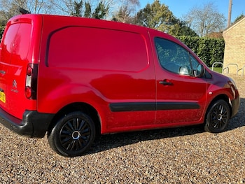 Used Citroen Berlingo 2014 for sale - 76655171: Photo