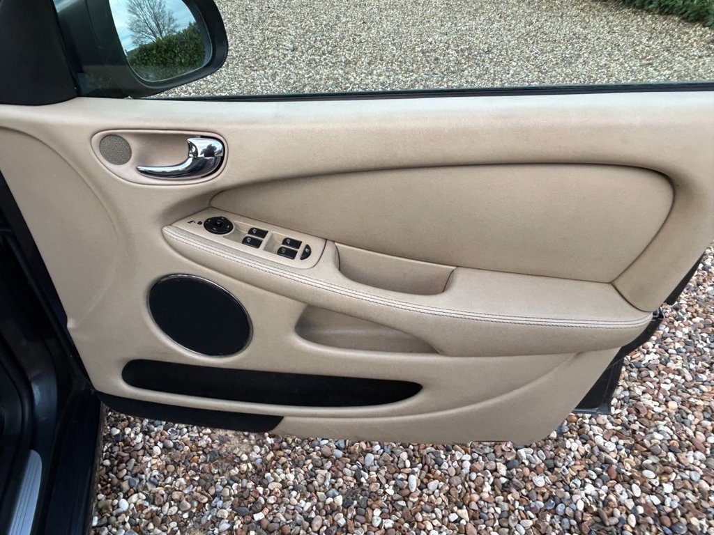 Used Jaguar X-Type 2008 for sale - 77263123: Photo 28