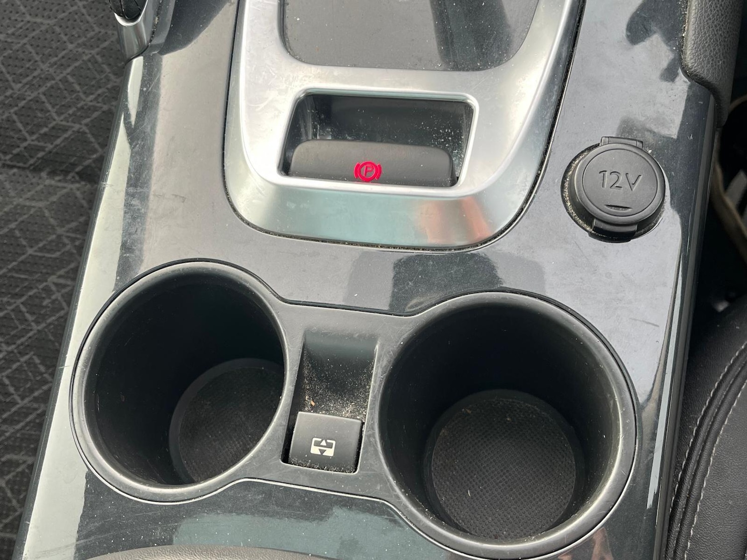 Used Peugeot 3008 2014 for sale - 77411269: Photo 24