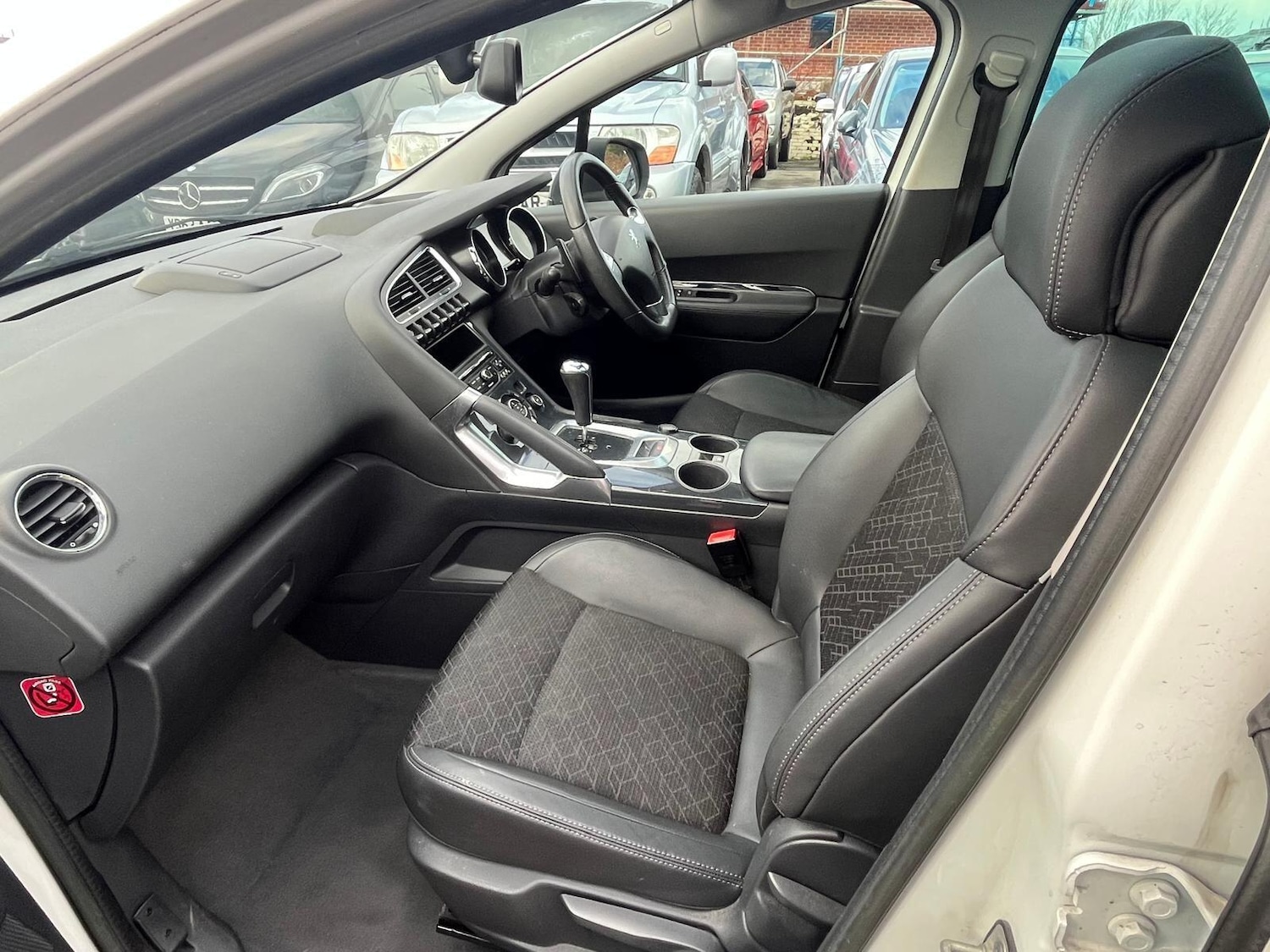 Used Peugeot 3008 2014 for sale - 77411269: Photo 9