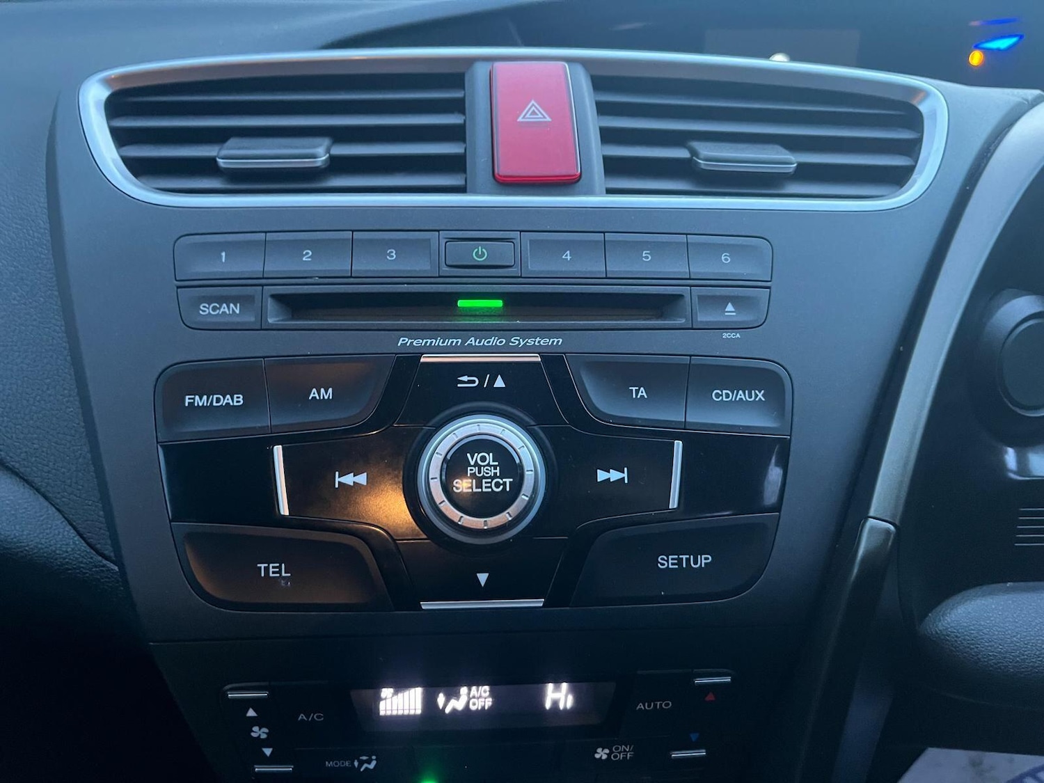 Used Honda Civic 2014 for sale - 77156503: Photo 36