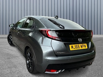 Used Honda Civic 2016 for sale - 79464147: Photo