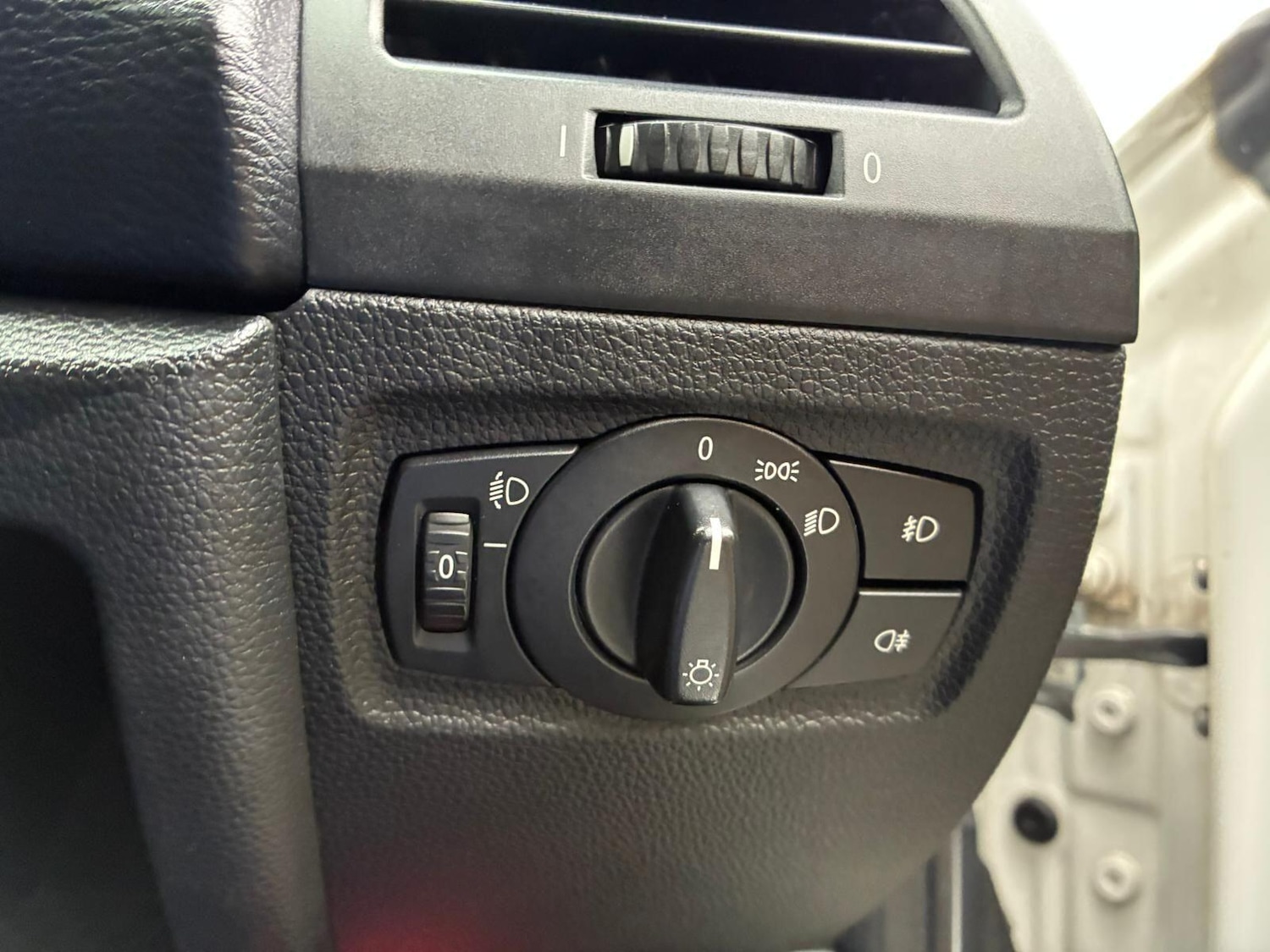 Used BMW 1 Series 2012 for sale - 77783230: Photo 31