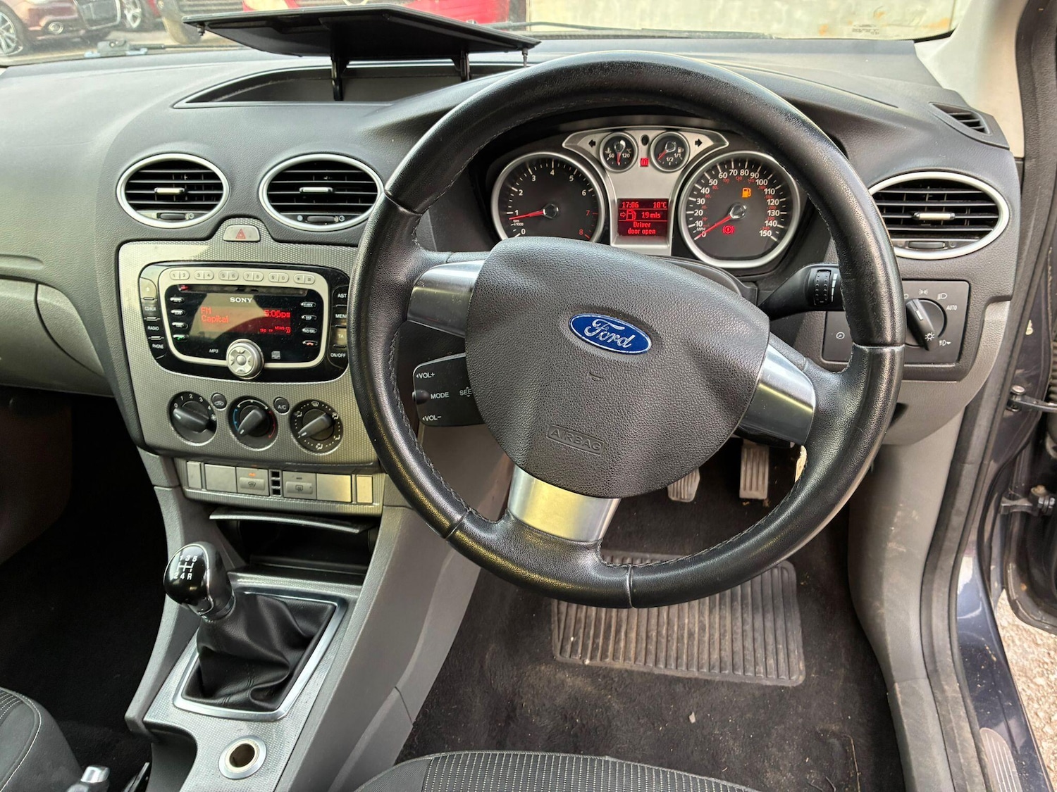 Used Ford Focus 2009 for sale - 77969847: Photo 11