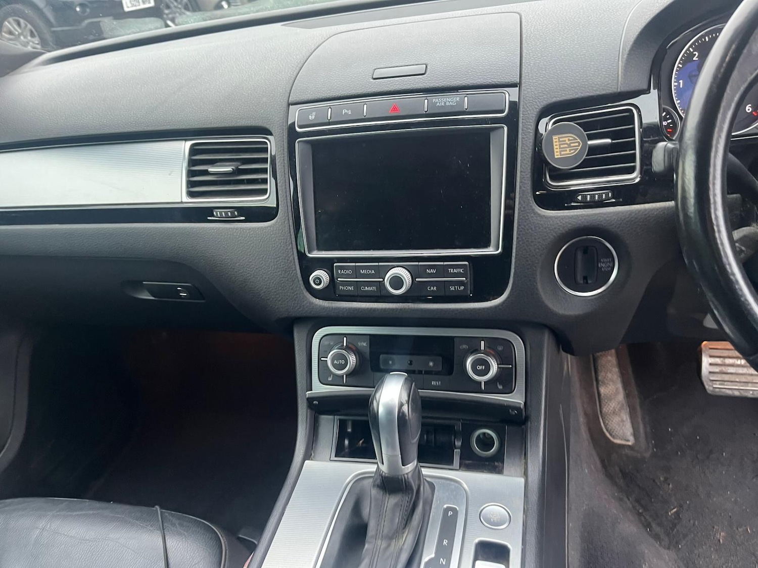 Used Volkswagen Touareg 2015 for sale - 77229900: Photo 10