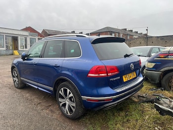Used Volkswagen Touareg 2015 for sale - 77229900: Photo