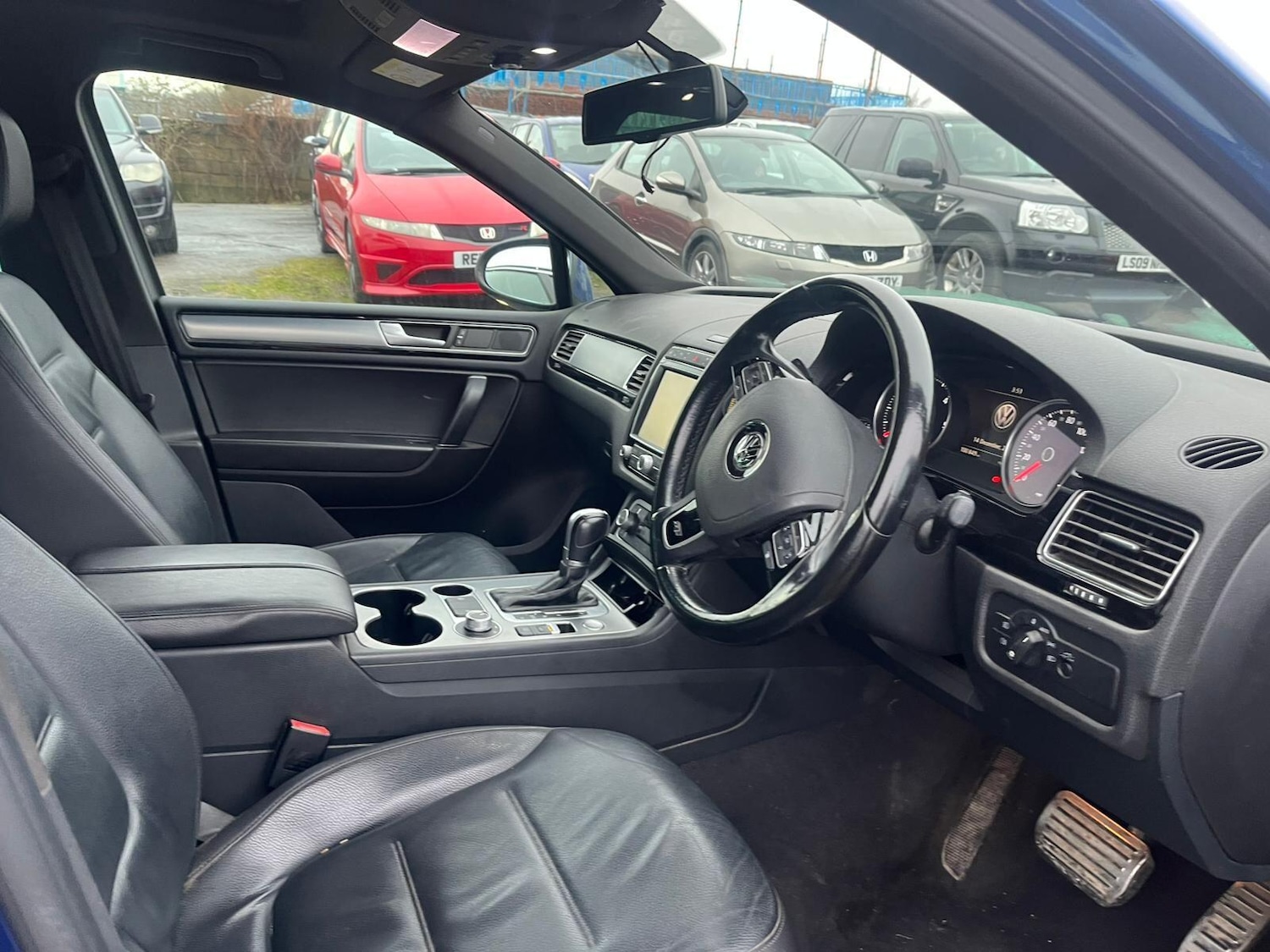 Used Volkswagen Touareg 2015 for sale - 77229900: Photo 7