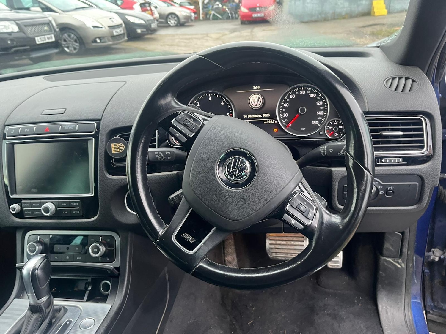 Used Volkswagen Touareg 2015 for sale - 77229900: Photo 8