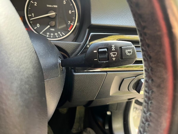 Used BMW 3 Series 2012 for sale - 76175464: Photo 32