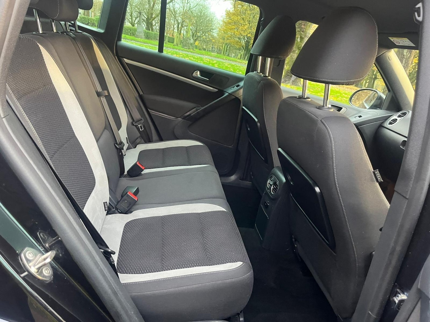 Used Volkswagen Tiguan 2015 for sale - 76498840: Photo 21