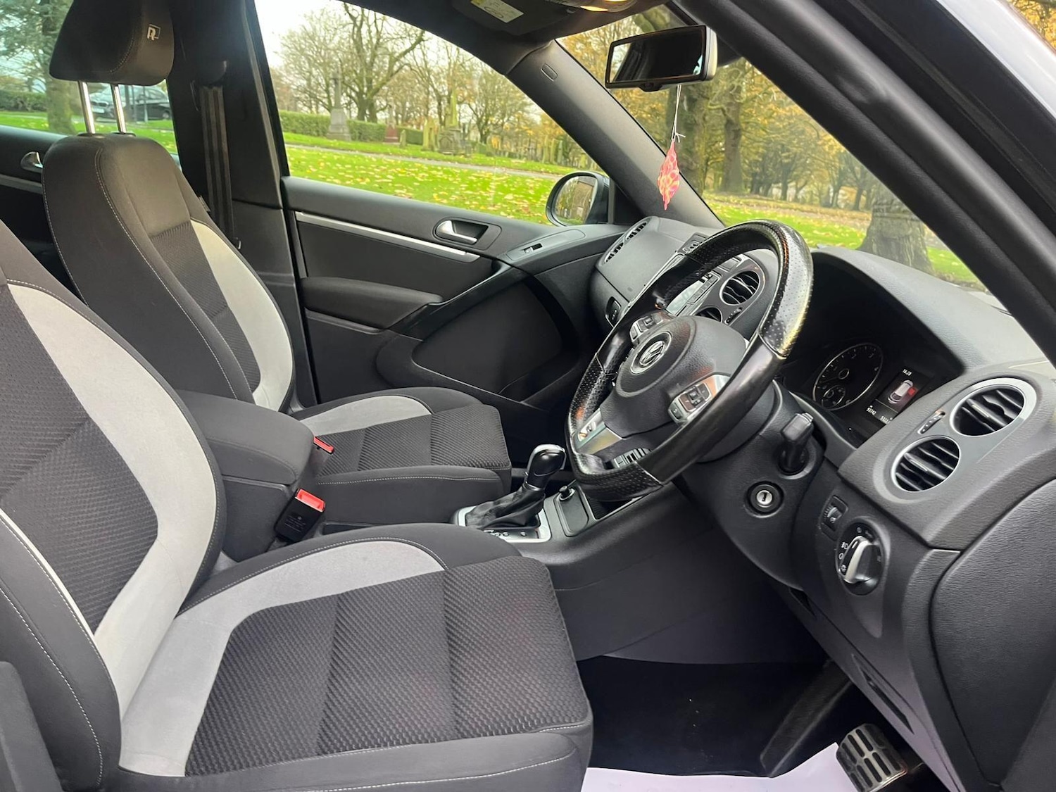 Used Volkswagen Tiguan 2015 for sale - 76498840: Photo 25