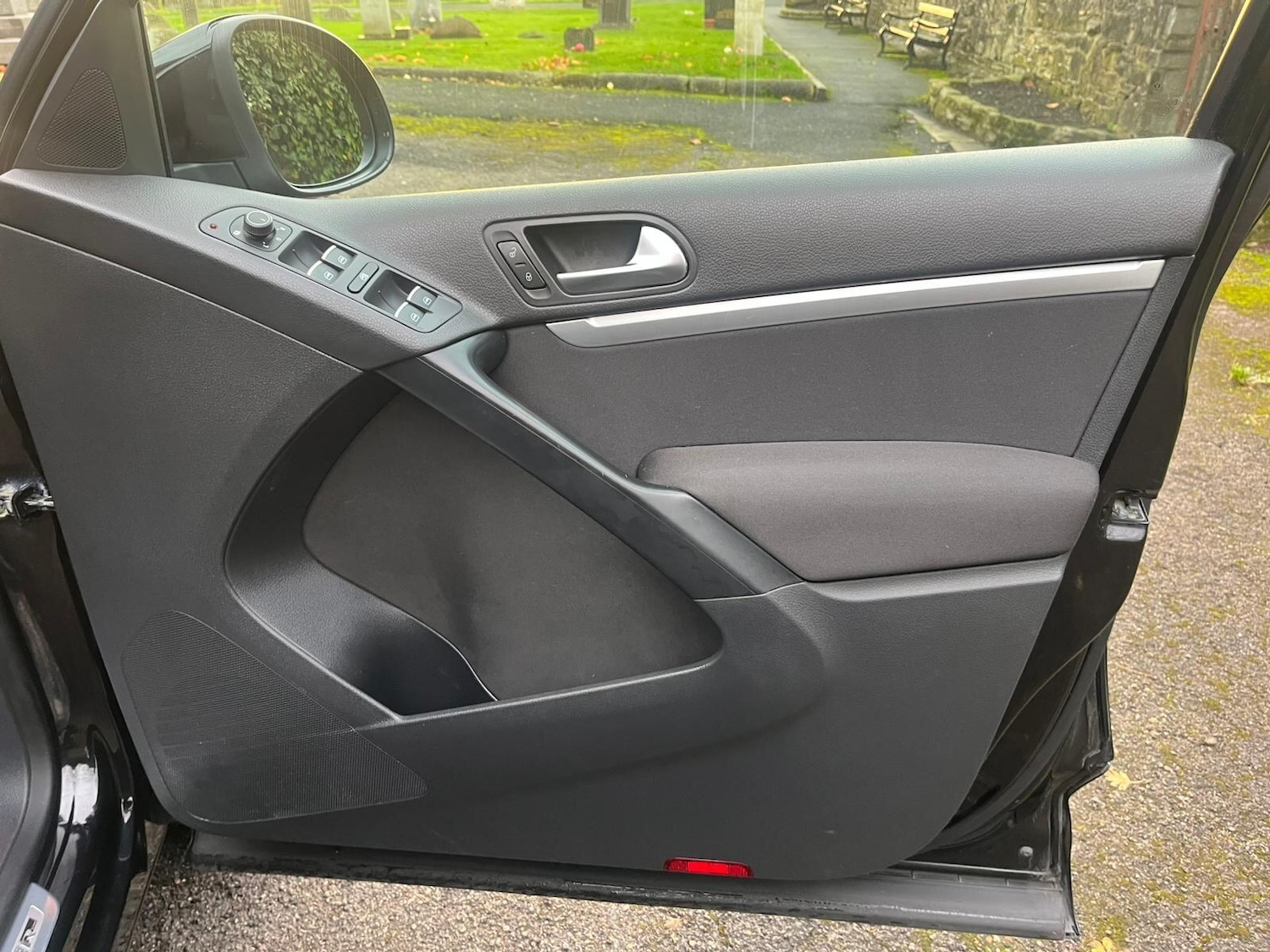 Used Volkswagen Tiguan 2015 for sale - 76498840: Photo 27