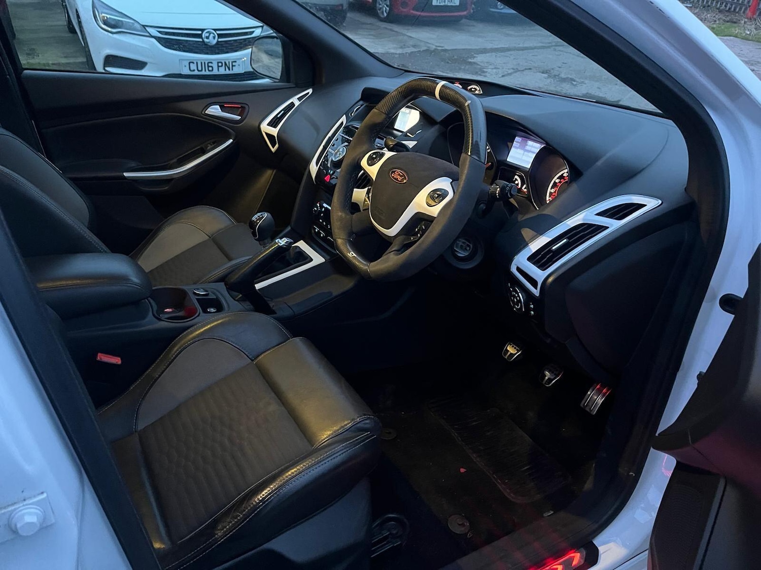 Used Ford Focus 2013 for sale - 77410850: Photo 10