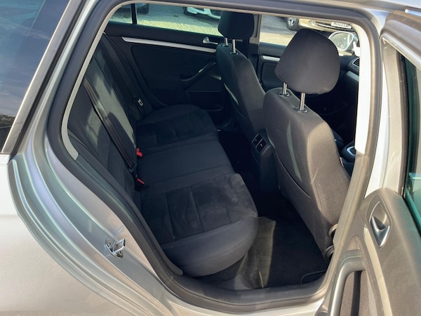 Used Volkswagen Golf 2010 for sale - 76246597: Photo 12
