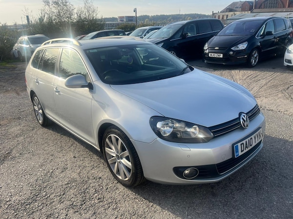 Used Volkswagen Golf 2010 for sale - 76246597: Photo 1