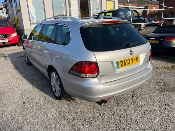 Used Volkswagen Golf 2010 for sale - 76246597: Photo 5