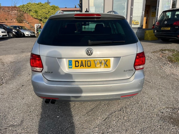 Used Volkswagen Golf 2010 for sale - 76246597: Photo 6