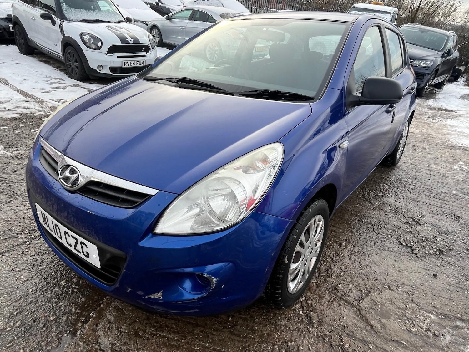 Used Hyundai i20 2010 for sale - 77120075: Photo 3