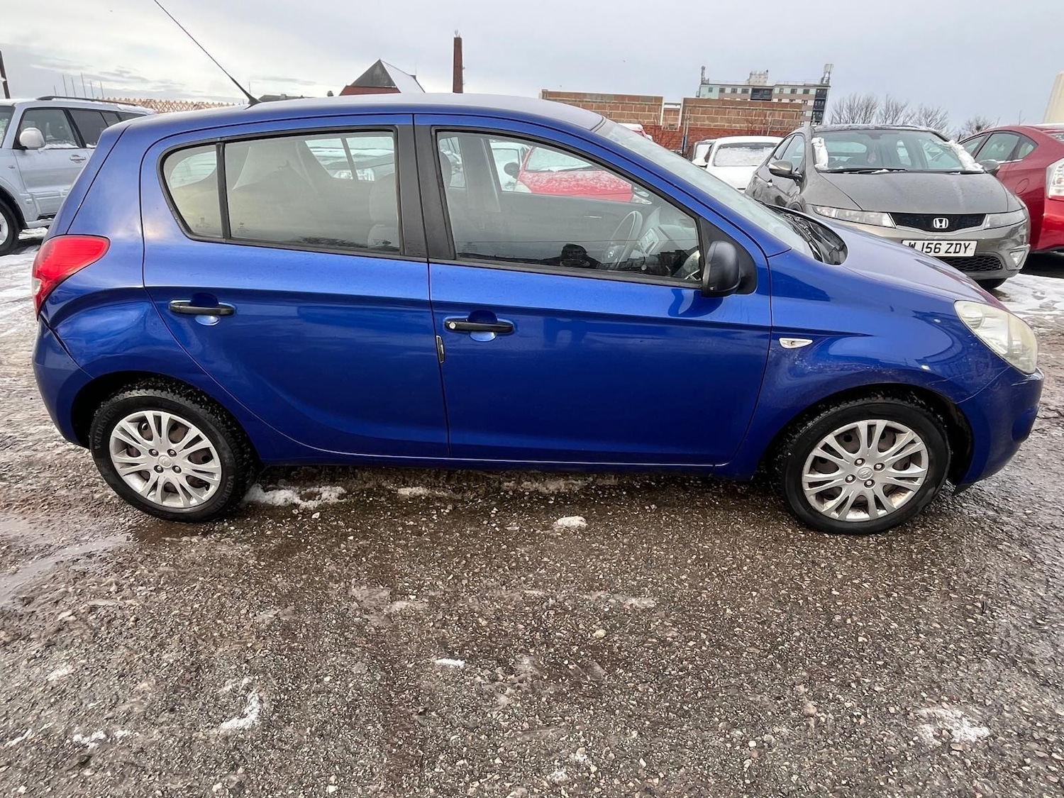 Used Hyundai i20 2010 for sale - 77120075: Photo 7