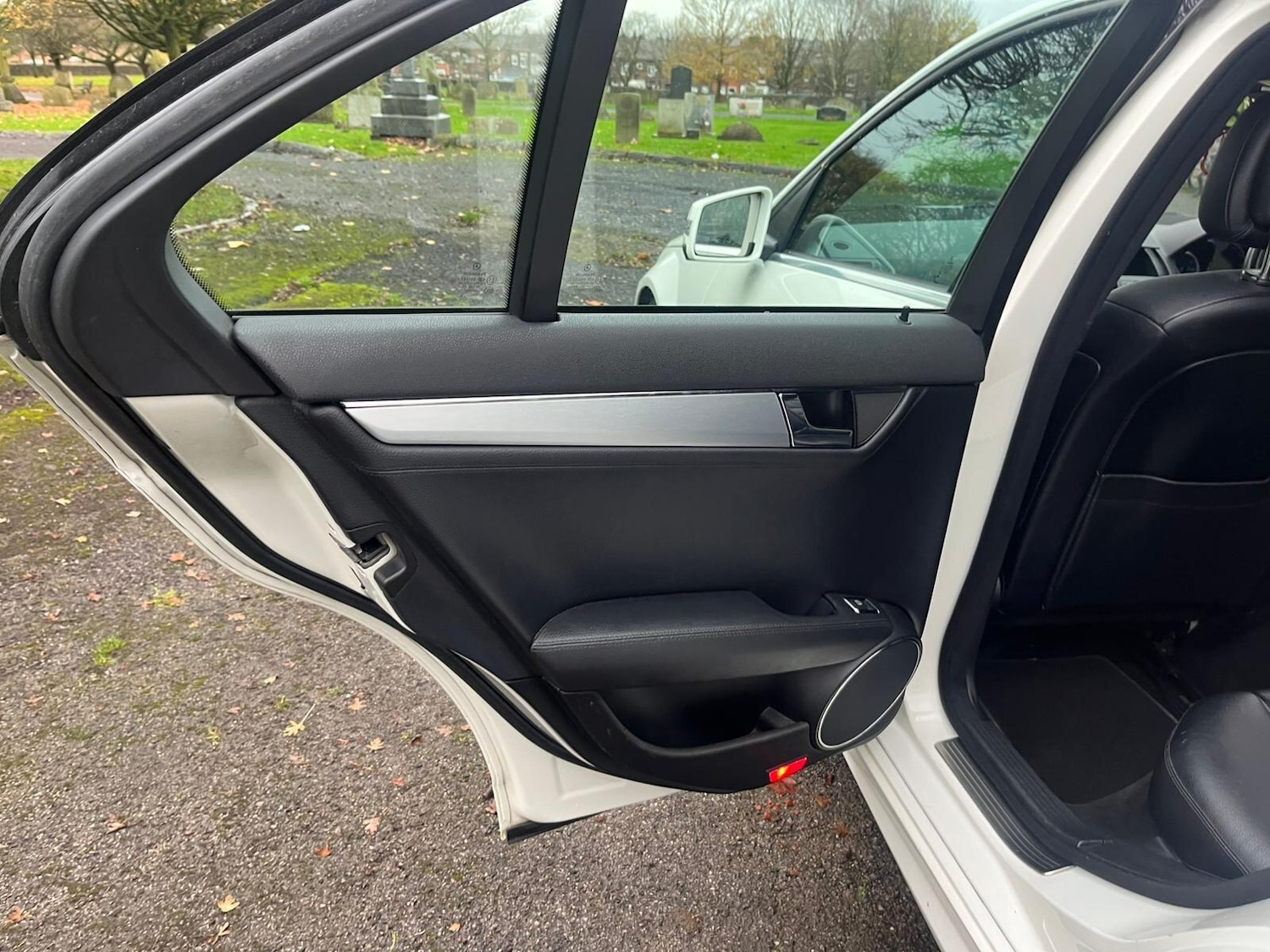 Used Mercedes-Benz C Class for sale - 76990915: Photo 15