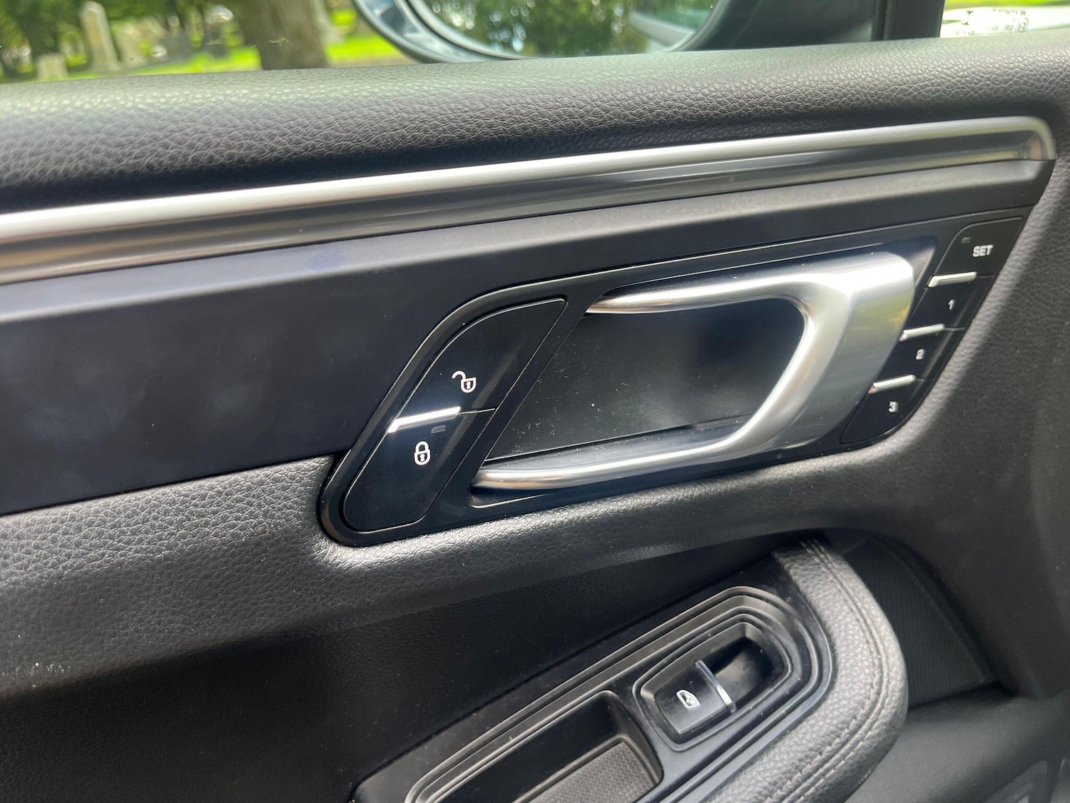 Used Porsche Macan 2018 for sale - 76988911: Photo 11