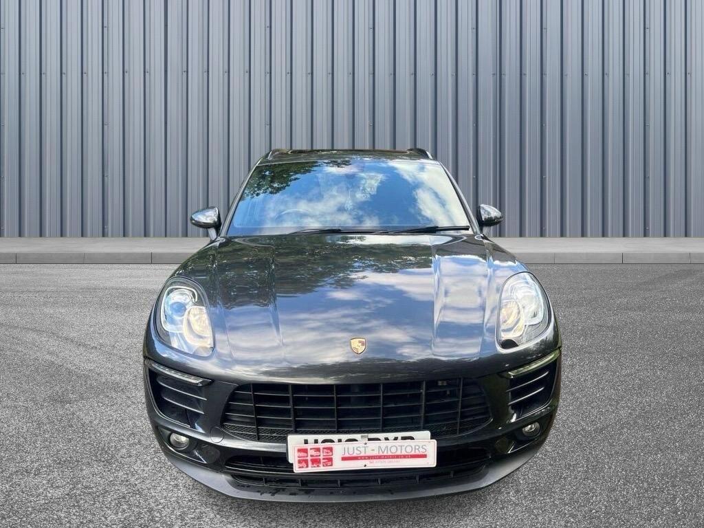 Used Porsche Macan 2018 for sale - 76988911: Photo 2