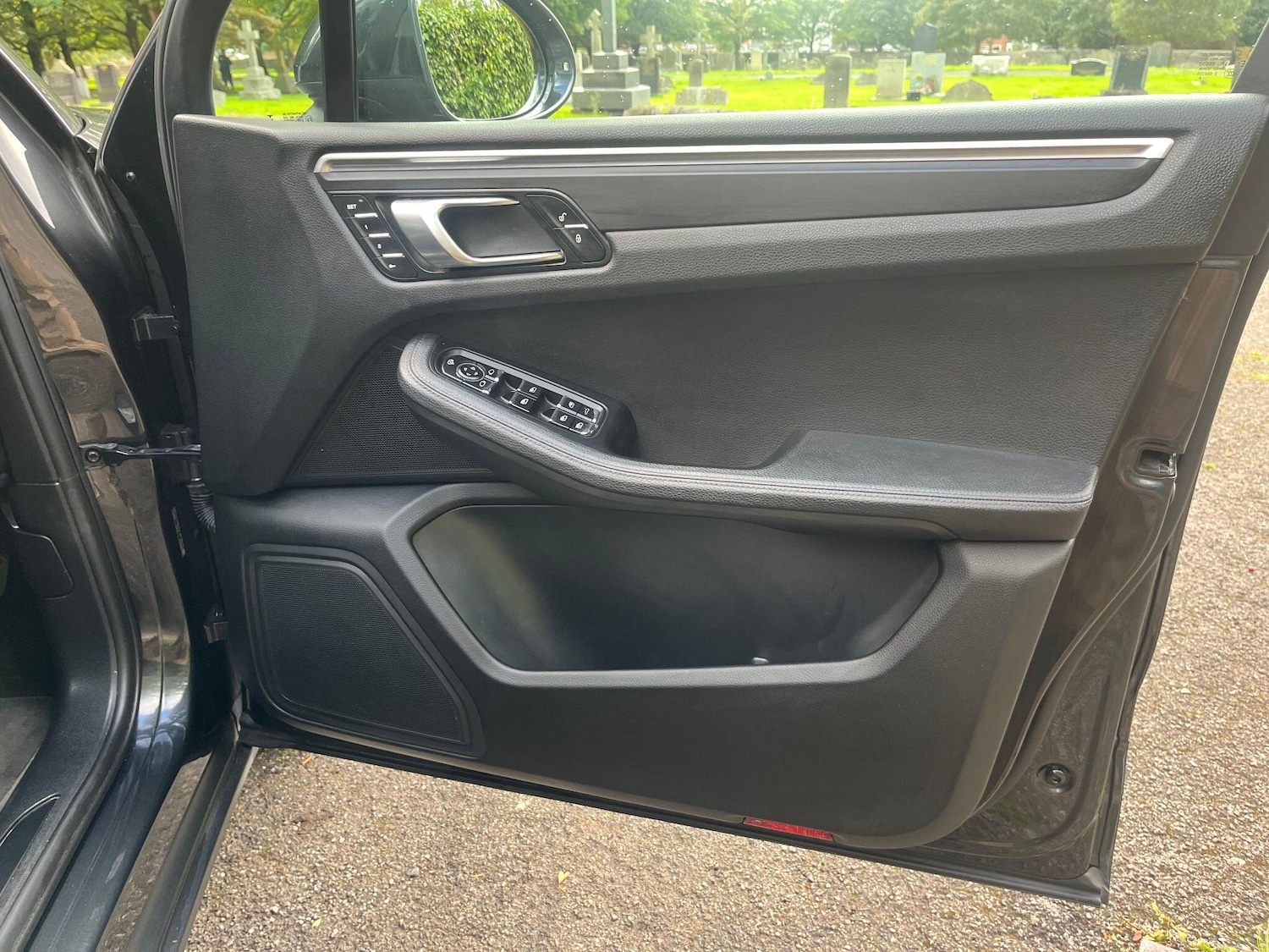 Used Porsche Macan 2018 for sale - 76988911: Photo 34