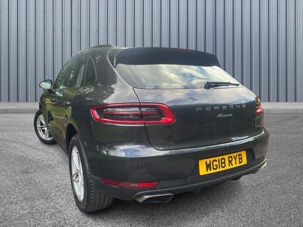 Used Porsche Macan 2018 for sale - 76988911: Photo 4