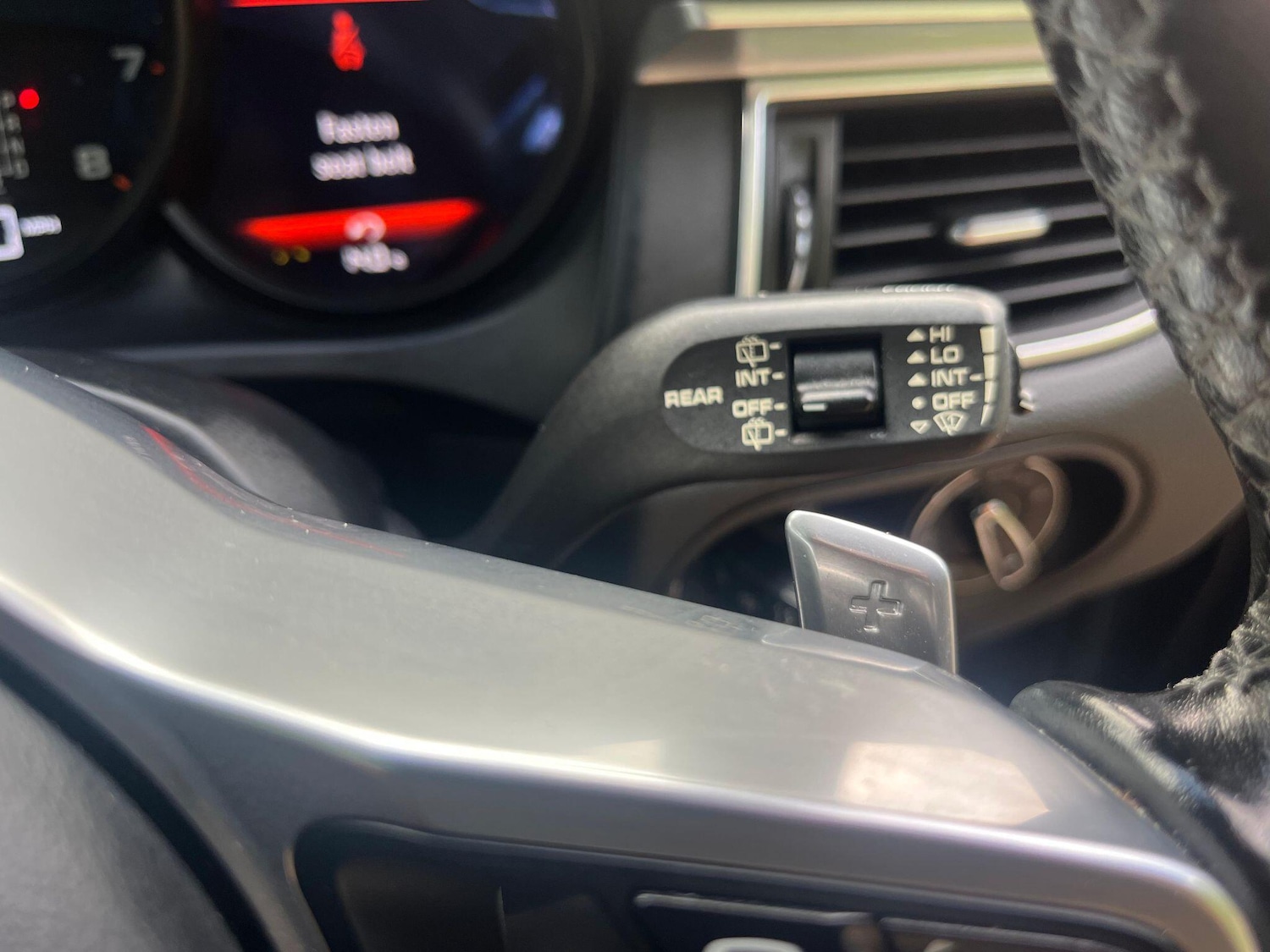 Used Porsche Macan 2018 for sale - 76988911: Photo 45