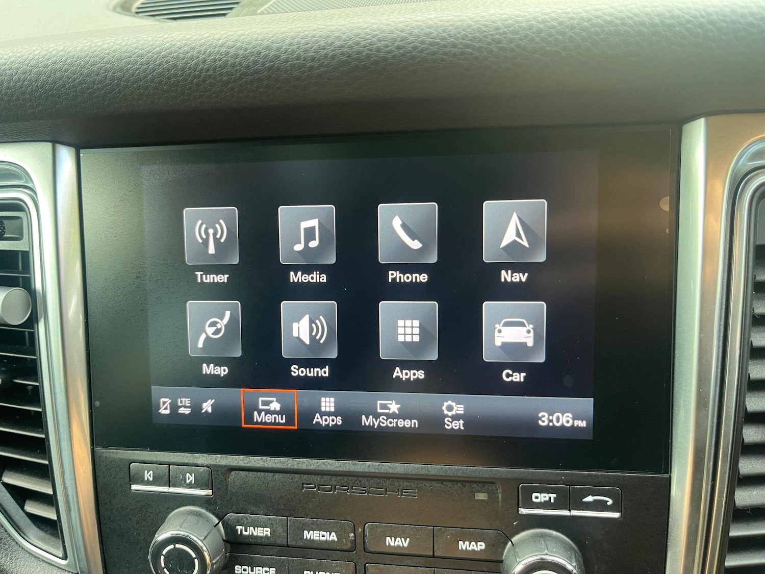 Used Porsche Macan 2018 for sale - 76988911: Photo 55