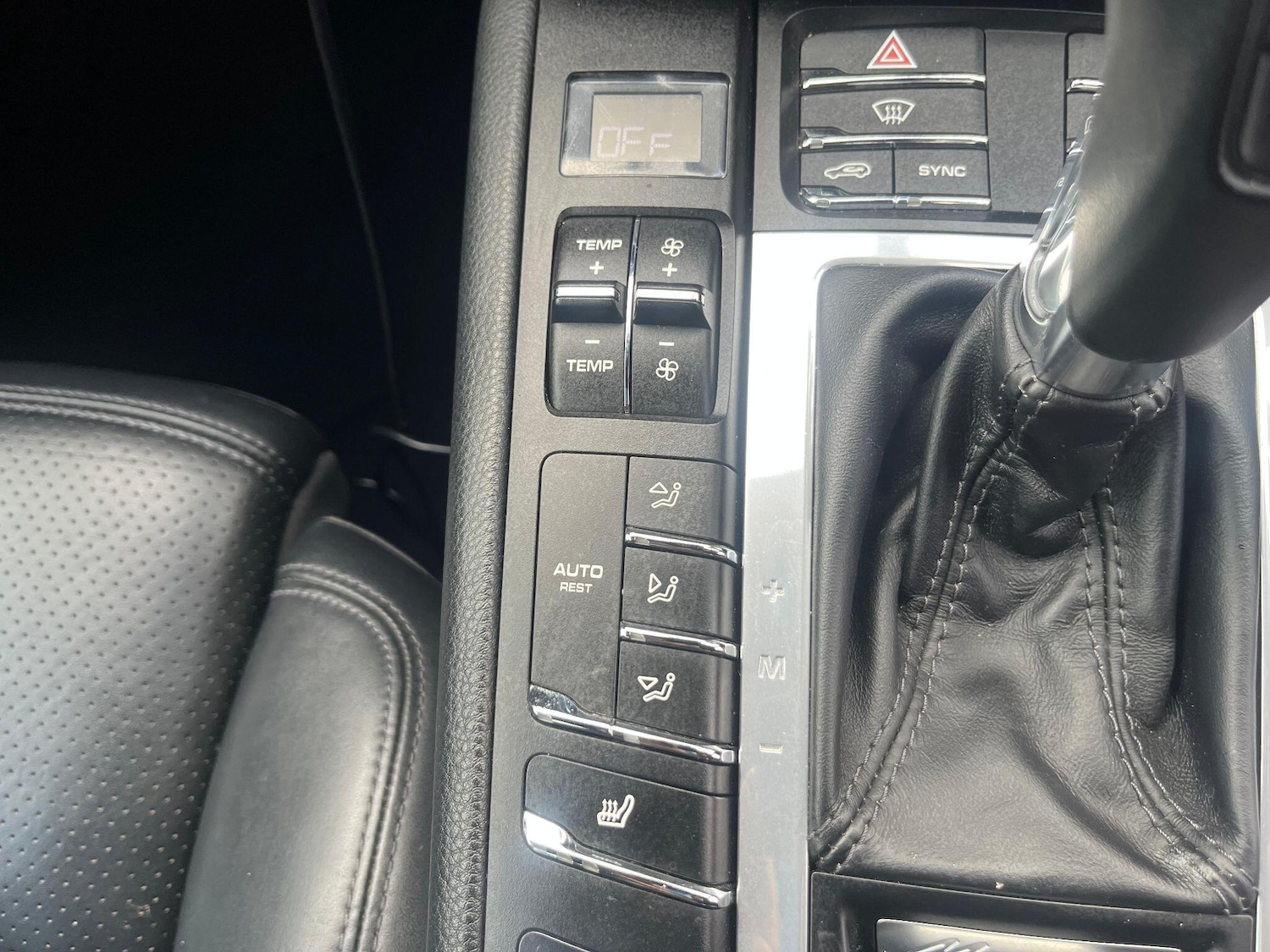 Used Porsche Macan 2018 for sale - 76988911: Photo 59