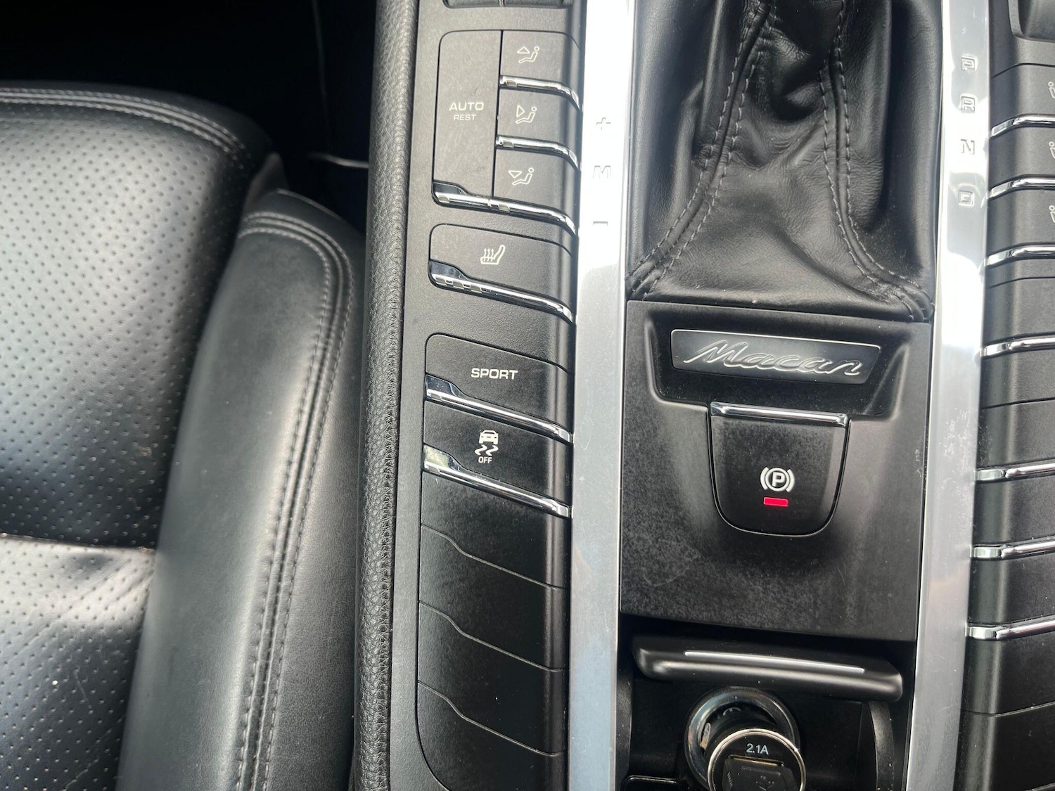 Used Porsche Macan 2018 for sale - 76988911: Photo 60