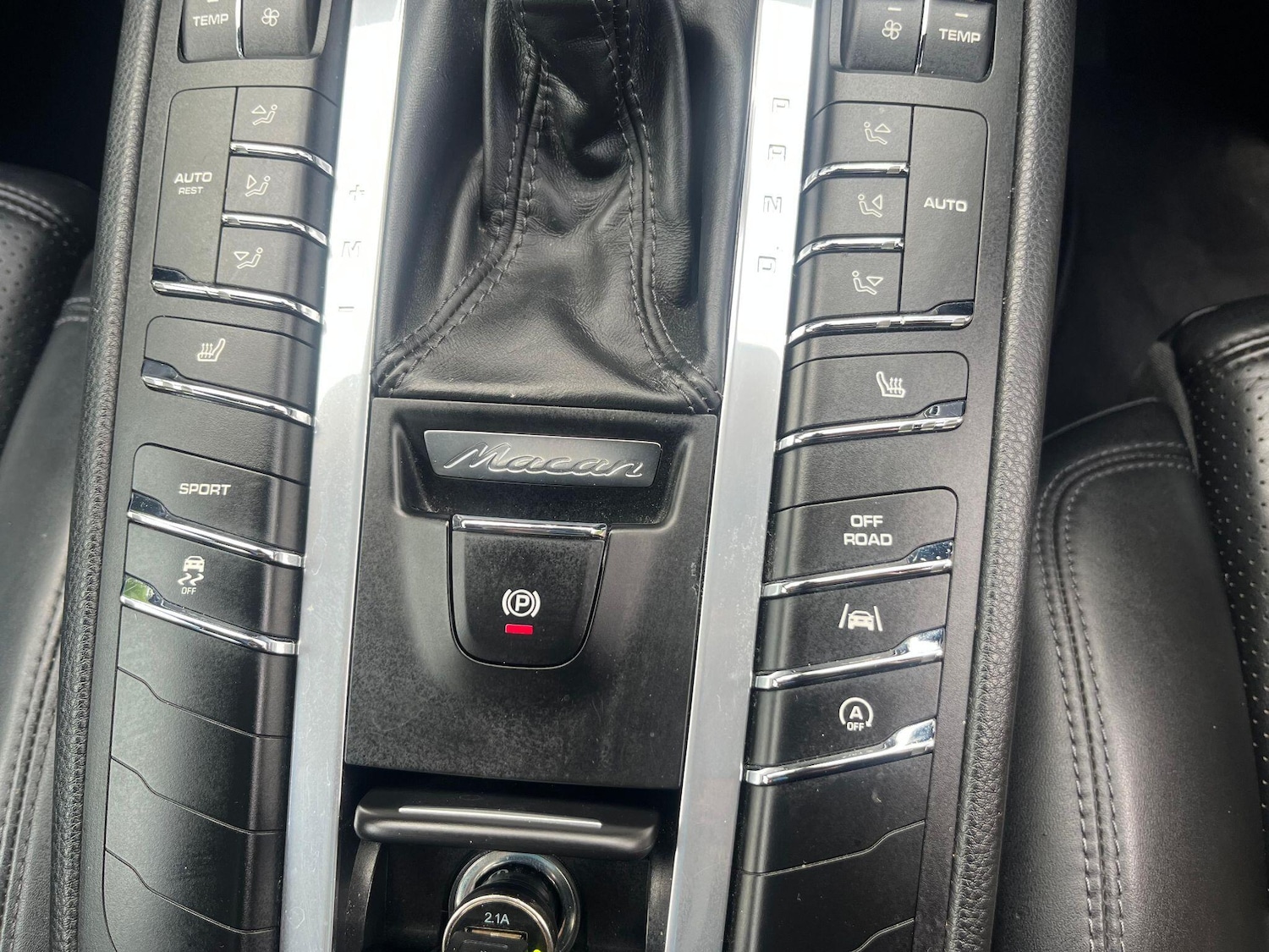 Used Porsche Macan 2018 for sale - 76988911: Photo 62