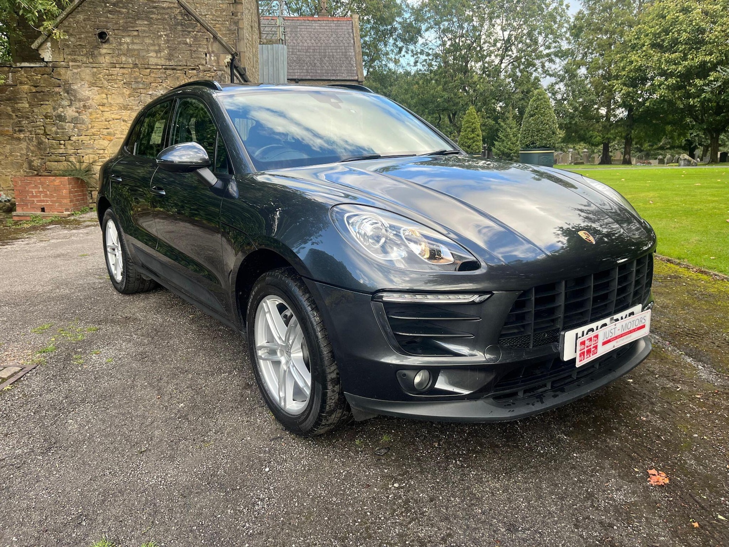 Used Porsche Macan 2018 for sale - 76988911: Photo 64