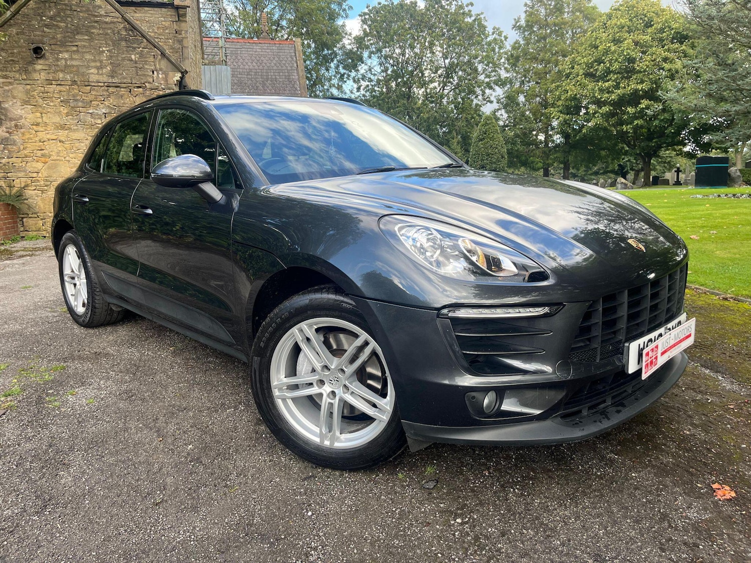 Used Porsche Macan 2018 for sale - 76988911: Photo 66