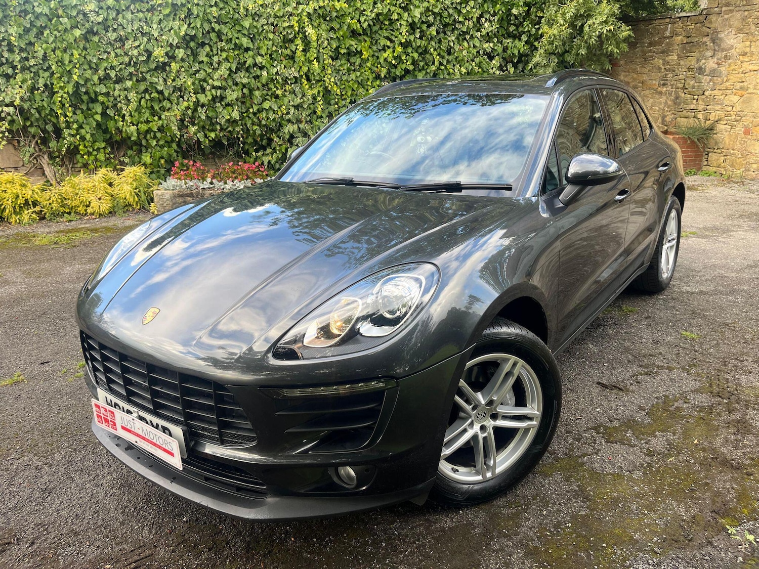 Used Porsche Macan 2018 for sale - 76988911: Photo 77