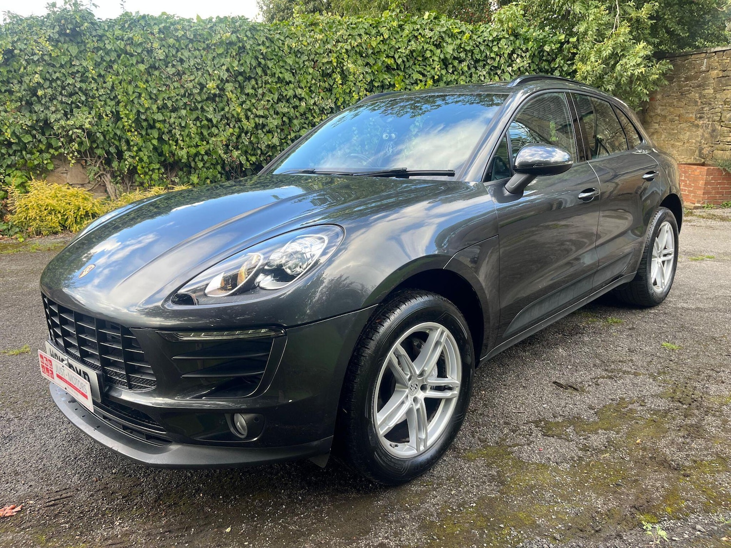 Used Porsche Macan 2018 for sale - 76988911: Photo 78