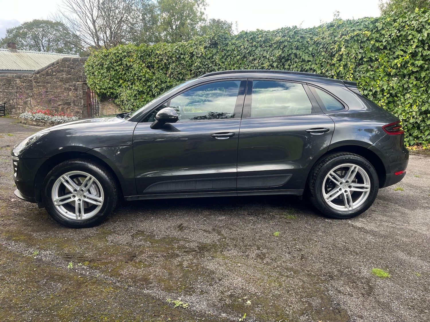 Used Porsche Macan 2018 for sale - 76988911: Photo 79