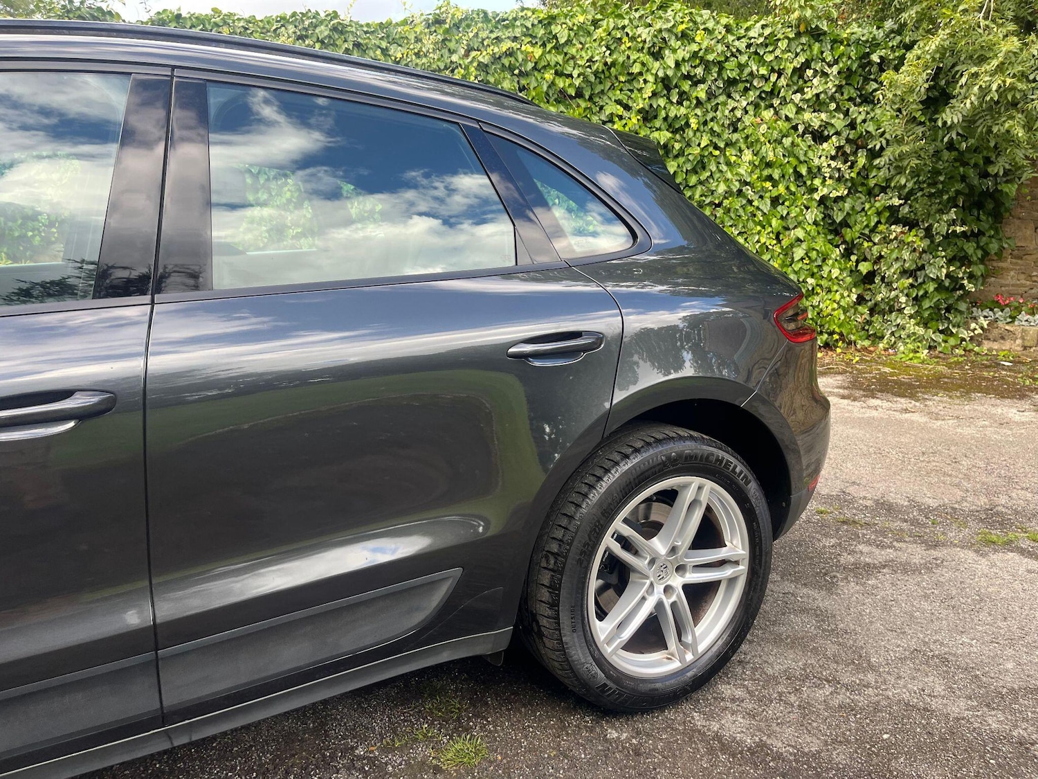 Used Porsche Macan 2018 for sale - 76988911: Photo 81